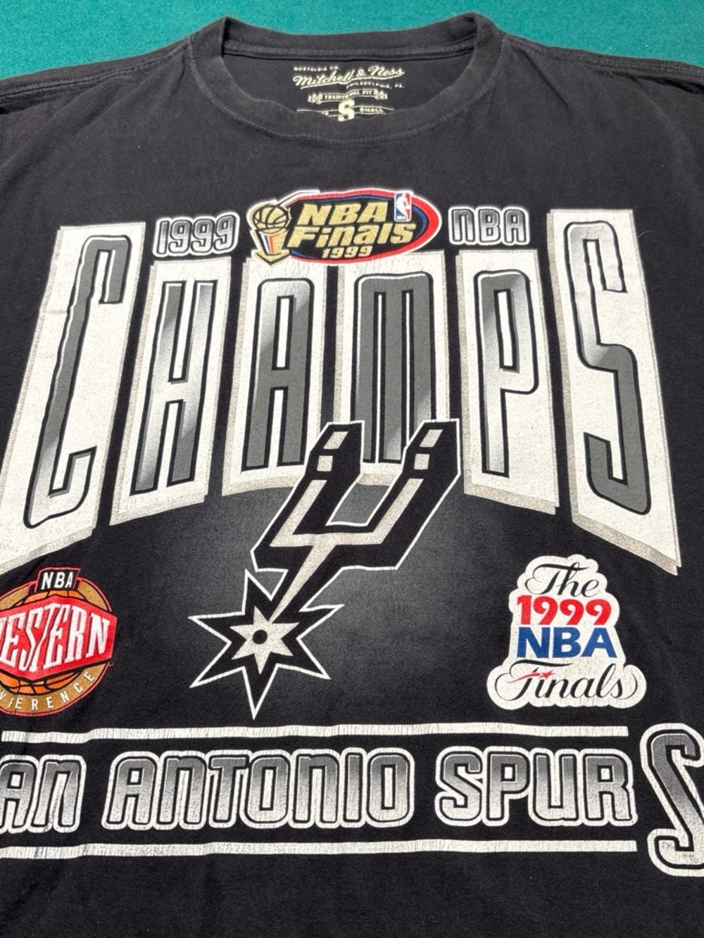 Mitchell & Ness 1999 San Antonio Spurs Champion ( Nostalgia )Black Tee , S , $16